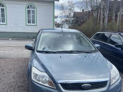 begagnad Ford Focus Kombi 1.8 Flexifuel Euro 4