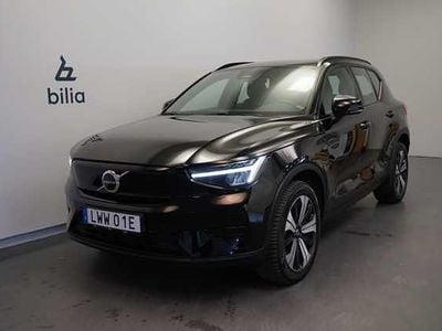 Svart Begagnad 2022 Volvo XC40 Core SUV | 319 500 kr