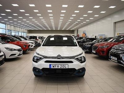 Vit Begagnad 2022 Citroën e-C4 Exclusive Sedan | 279 900 kr