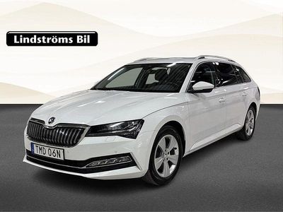 Begagnad Skoda Superb 156 HK (114 kW) 2022 Vit Kombi