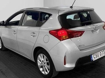 Begagnad Toyota Auris 90 HK (66 kW) 2013