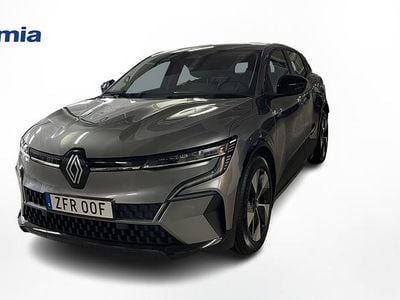 Grå Begagnad 2022 Renault Mégane IV Equilibre Halvkombi | 219 000 kr (Bra pris)