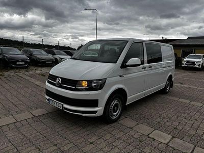 Vit Begagnad 2019 VW T6.1 Van | 279 875 kr
