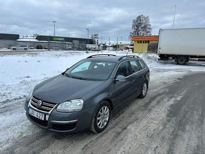 Begagnad 2008 VW Golf VI Halvkombi | 30 000 kr (Marknadspris)