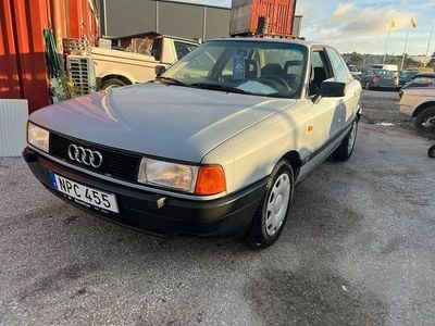 Baby blå Begagnad 1988 Audi 80 Sedan | 22 500 kr