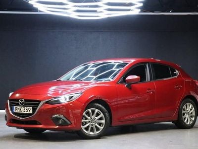 Röd Begagnad 2015 Mazda 3 Inclusive Halvkombi | 99 900 kr (Marknadspris)