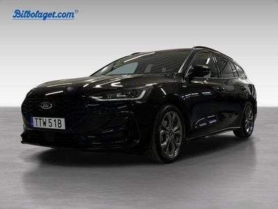 Svart Begagnad 2023 Ford Focus Titanium X Kombi | 289 000 kr (Dyr)