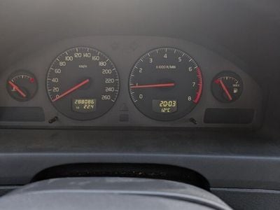 Volvo XC70