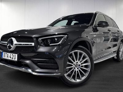Grå Begagnad 2021 Mercedes GLC300e AMG line Kombi | 459 900 kr (Marknadspris)