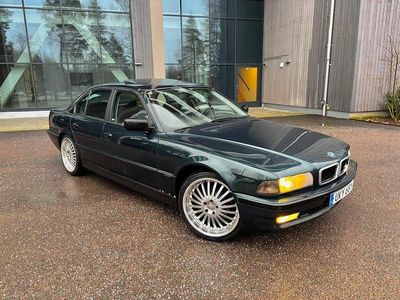 Begagnad 1997 BMW 735 Sedan | 45 000 kr