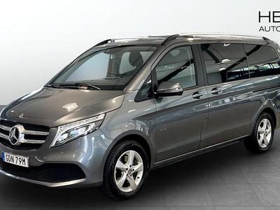 Mercedes V220