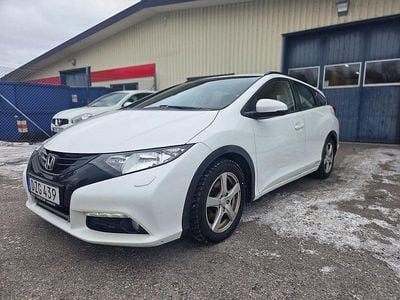 Begagnad Honda Civic Sport 120 HK (88 kW) 2014 Vit Kombi