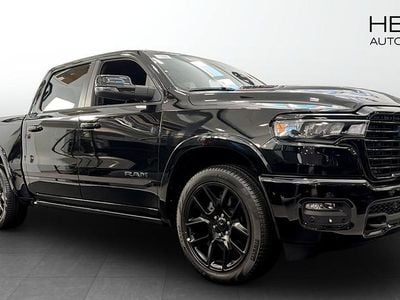 Svart Ny 2025 RAM 1500 Pickup | 939 900 kr (Lite dyr)