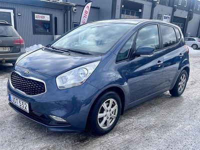 Begagnad Kia Venga Comfort 90 HK (66 kW) 2015 Blå Halvkombi