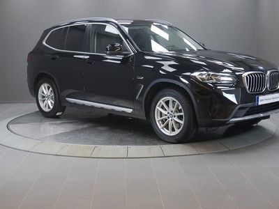 begagnad BMW X3 xDrive30e /xLine/Connected/Tonade rutor/HiFi/Drag