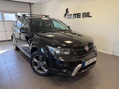Svart (svart metallic) Begagnad 2015 Fiat Freemont SUV | 99 900 kr (Marknadspris)