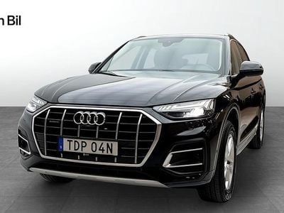 Begagnad Audi Q5 Comfort 204 HK (150 kW) 2024 Mytsvart metallic SUV