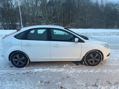 Begagnad Ford Focus 90 HK (66 kW) 2011 Halvkombi