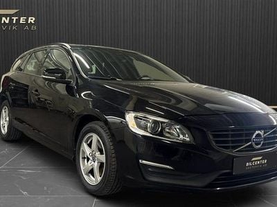Svart Begagnad 2018 Volvo V60 Kinetic Kombi | 164 900 kr (Bra pris)