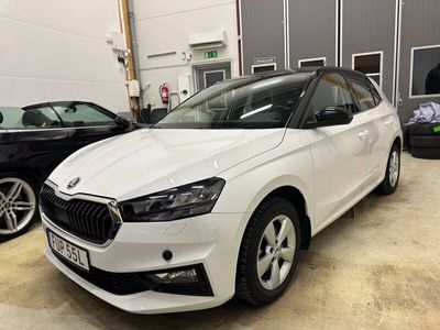 begagnad Skoda Fabia 1.0 TSI Style Euro 6 Automat moms Nybilsgaranti