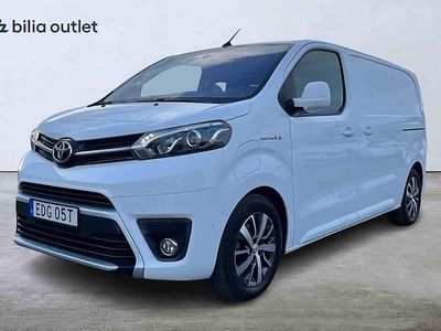 Vit Begagnad 2021 Toyota Proace Minibuss | 279 900 kr