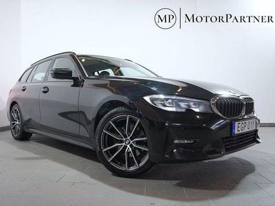 Svart Begagnad 2019 BMW 320 Sport Line Kombi | 239 900 kr (Marknadspris)