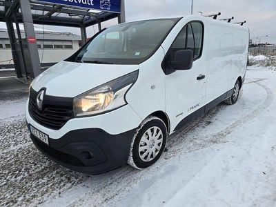 Begagnad Renault Trafic 120 HK (88 kW) 2016 Minibuss