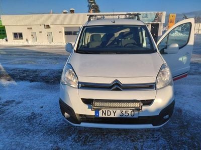 Begagnad Citroën Berlingo 99 HK (72 kW) 2016 Minibuss