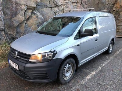 Begagnad VW Caddy Maxi 102 HK (75 kW) 2017 Silver Minibuss