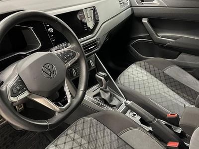 Silver Begagnad 2023 VW Taigo R-line SUV | 269 000 kr (Lite dyr)