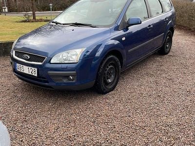 Begagnad Ford Focus 125 HK (91 kW) 2007 Kombi