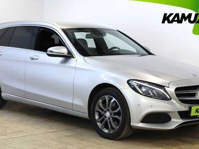 begagnad Mercedes C220 T d 4MATIC Avatngarde Drag Värmare Kamera Navi