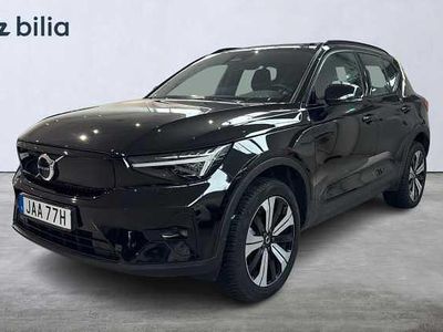 Svart Begagnad 2022 Volvo XC40 Plus SUV | 339 900 kr