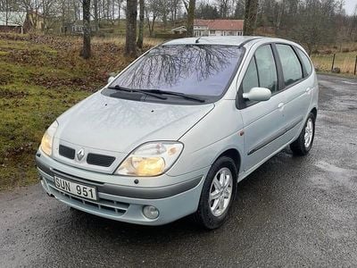 Begagnad 2002 Renault Scénic Minibuss | 13 000 kr (Marknadspris)