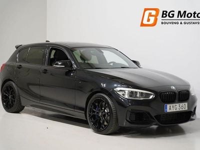 Svart Begagnad 2016 BMW M135 Halvkombi | 299 900 kr (Marknadspris)