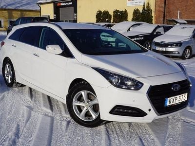 Vit Begagnad 2015 Hyundai i40 Kombi | 114 900 kr (Marknadspris)