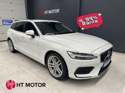Vit Begagnad 2020 Volvo V60 Momentum Kombi | 284 900 kr