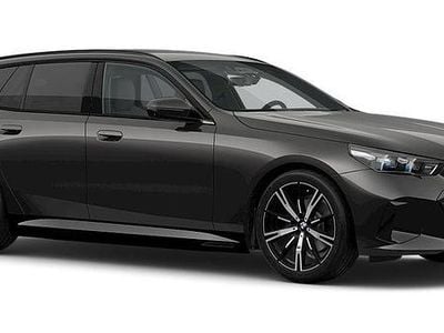 Svart Ny 2025 BMW 530e Comfort Edition Kombi | 792 200 kr (Dyr)