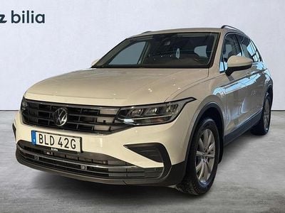 Vit Begagnad 2021 VW Tiguan SUV | 279 000 kr (Marknadspris)