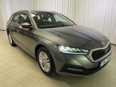 Graphite grey metallic Begagnad 2022 Skoda Octavia Kombi | 239 000 kr (Bra pris)