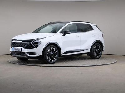 Deluxe white pearl (pearl) Begagnad 2022 Kia Sportage GT-Line SUV | 319 000 kr (Marknadspris)