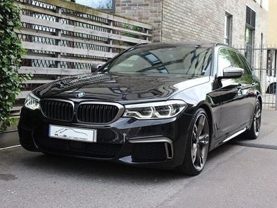 BMW M550