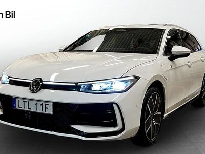 Vit Ny 2026 VW Passat Kombi | 564 600 kr (Marknadspris)