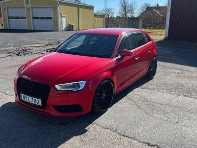 Begagnad Audi A3 150 HK (110 kW) 2014 Röd