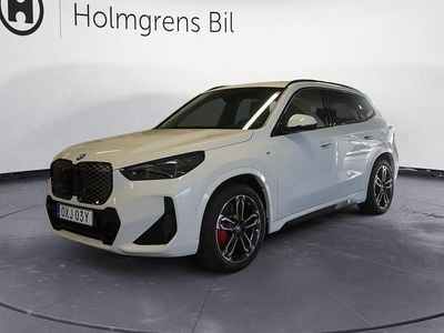 Vit Begagnad 2024 BMW iX1 M Sport SUV | 639 800 kr