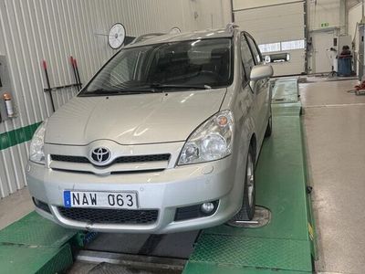 begagnad Toyota Corolla Verso 1.8 VVT-i MultiMode