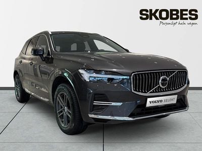Grå Begagnad 2023 Volvo XC60 Core SUV | 379 100 kr (Superpris)