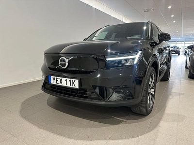 Svart Begagnad 2022 Volvo XC40 Core SUV | 344 500 kr (Superpris)
