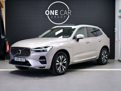 Ljusgrå Begagnad 2022 Volvo XC60 Core SUV | 444 900 kr (Bra pris)