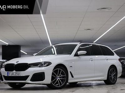 Vit Begagnad 2023 BMW 530 M Sport Kombi | 339 900 kr
